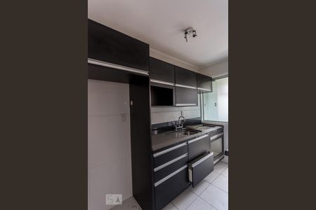 Cozinha de apartamento à venda com 1 quarto, 60m² em Cristal, Porto Alegre