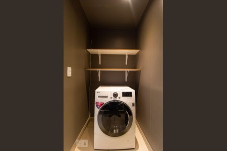 Area de serviço de kitnet/studio para alugar com 1 quarto, 37m² em Setor de Hotéis de Turismo Norte, Brasília