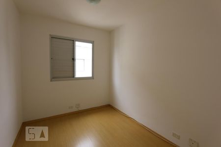 quarto de apartamento para alugar com 2 quartos, 48m² em Jardim Ampliação, São Paulo