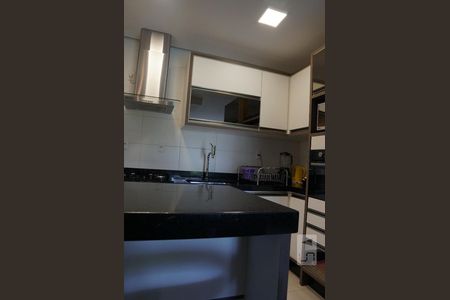 Cozinha de apartamento para alugar com 2 quartos, 68m² em Cachoeira do Bom Jesus, Florianópolis