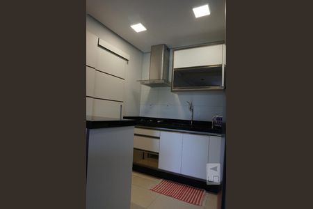 Cozinha de apartamento para alugar com 2 quartos, 68m² em Cachoeira do Bom Jesus, Florianópolis