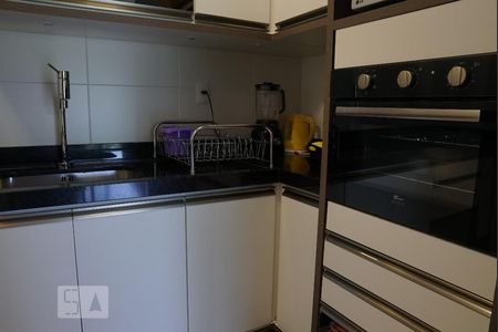 Apartamento para alugar com 68m², 2 quartos e 1 vagaCozinha