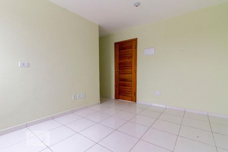 Casa de condomínio para alugar com 45m², 2 quartos e sem vagaSala