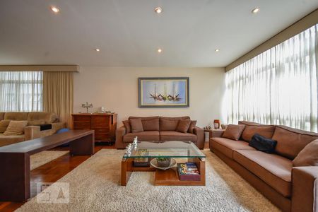 Sala de apartamento para alugar com 4 quartos, 315m² em Higienópolis, São Paulo