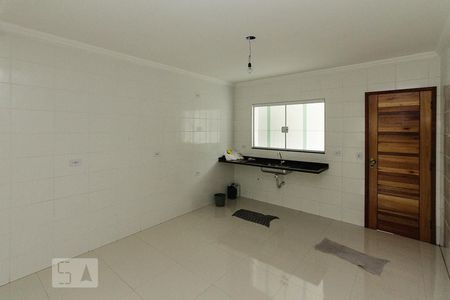 Cozinha de casa de condomínio para alugar com 3 quartos, 100m² em Vila Granada, São Paulo
