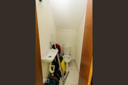 Lavabo de casa de condomínio para alugar com 3 quartos, 100m² em Vila Granada, São Paulo