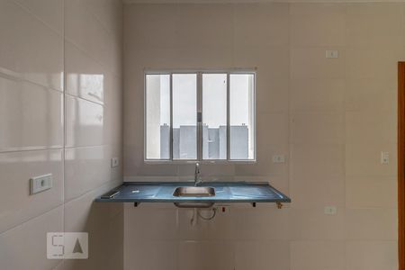 Sala e cozinha de casa de condomínio para alugar com 2 quartos, 70m² em Vila Ré, São Paulo
