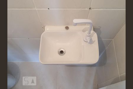 Detalhe do banheiro  de kitnet/studio à venda com 1 quarto, 38m² em Vila Mariana, São Paulo