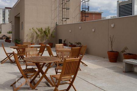 Apartamento à venda com 35m², 2 quartos e sem vagaÁrea comum