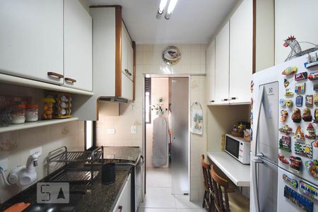 Apartamento à venda com 75m², 3 quartos e 2 vagasCozinha