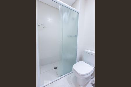 Banheiro 2 de apartamento para alugar com 2 quartos, 86m² em Vila Gilda, Santo André