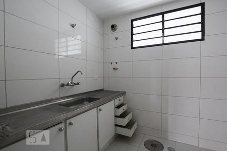 Cozinha de kitnet/studio para alugar com 1 quarto, 50m² em Centro, Campinas