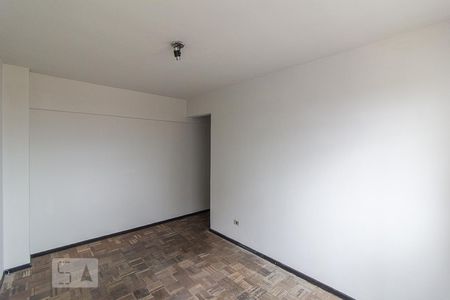 quarto 1 de apartamento para alugar com 2 quartos, 57m² em Rebouças, Curitiba