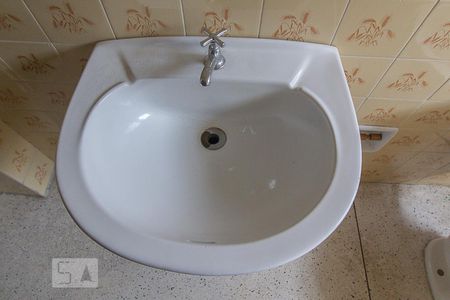 Apartamento para alugar com 57m², 2 quartos e sem vagaBanheiro