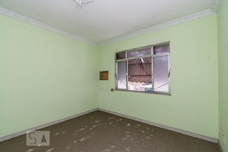 Sala de casa para alugar com 2 quartos, 100m² em Penha, Rio de Janeiro