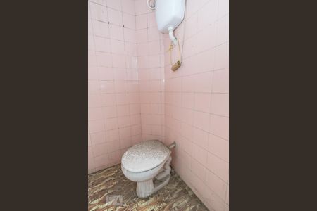 Casa para alugar com 100m², 2 quartos e 1 vaga Casa para alugar com 100m², 2 quartos e 1 vagaBanheiro do Terraço