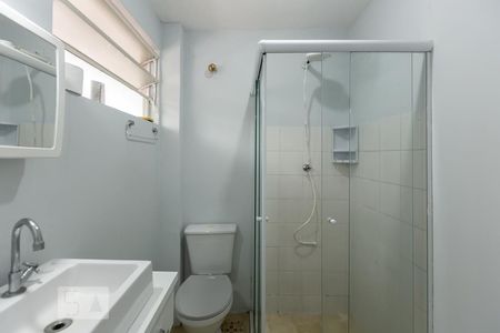 Banheiro de kitnet/studio para alugar com 1 quarto, 24m² em Bela Vista, São Paulo