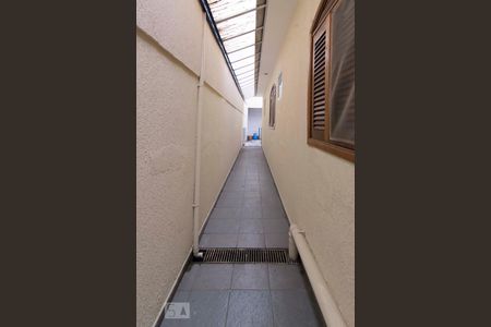 Casa à venda com 147m², 3 quartos e 4 vagasCorredor