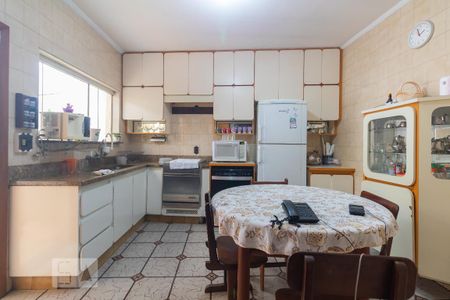 Casa à venda com 493m², 2 quartos e 3 vagasCozinha