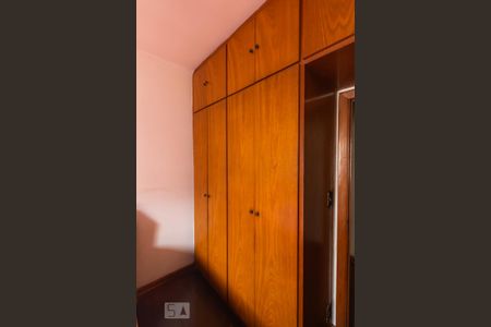 Casa à venda com 493m², 2 quartos e 3 vagasQuarto Suíte 2