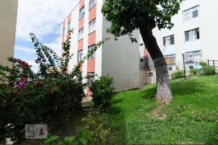 Apartamento para alugar com 55m², 2 quartos e sem vaga Apartamento para alugar com 55m², 2 quartos e sem vagaFachada do bloco