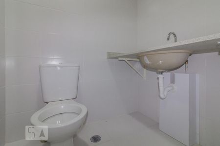 Banheiro de apartamento para alugar com 2 quartos, 60m² em Vila Apiaí, Santo André