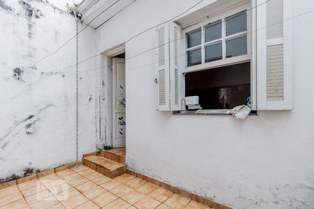 Casa para alugar com 190m², 3 quartos e 1 vagaÁrea externa - fundo