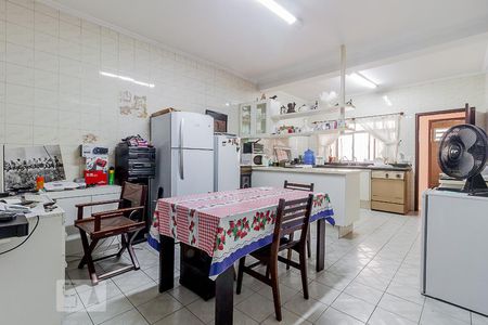 Casa para alugar com 190m², 3 quartos e 1 vagaCozinha