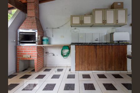 Casa à venda com 167m², 2 quartos e 2 vagas Casa à venda com 167m², 2 quartos e 2 vagasÁrea de Churrasco