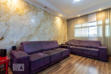 Sala de casa à venda com 2 quartos, 167m² em Vila Caju, São Paulo