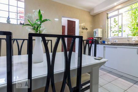 Cozinha de casa à venda com 2 quartos, 167m² em Vila Caju, São Paulo