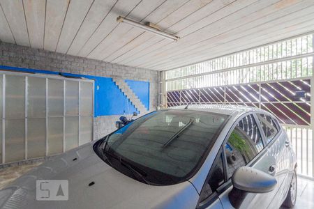 Casa à venda com 167m², 2 quartos e 2 vagas Casa à venda com 167m², 2 quartos e 2 vagasGaragem