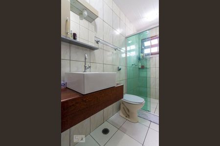 Casa à venda com 167m², 2 quartos e 2 vagas Casa à venda com 167m², 2 quartos e 2 vagasBanheiro Quarto 2 - Suite