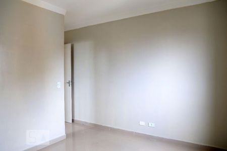 Apartamento à venda com 75m², 2 quartos e 2 vagasQuarto 2 - Suíte