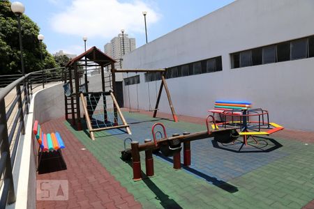 Apartamento à venda com 75m², 2 quartos e 2 vagasÁrea Comum - Playground