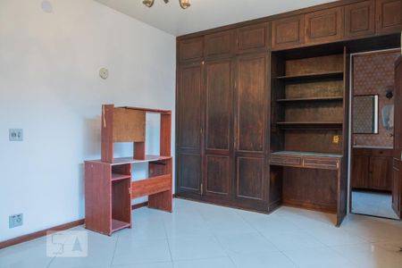 Apartamento para alugar com 145m², 4 quartos e sem vaga Apartamento para alugar com 145m², 4 quartos e sem vagaQuarto 4