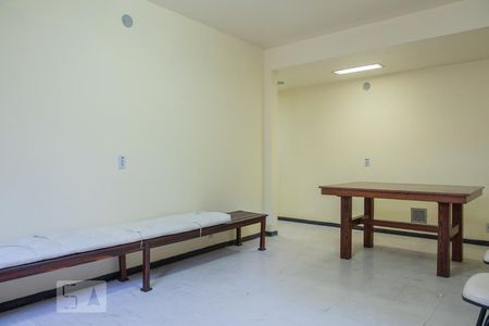 Apartamento para alugar com 145m², 4 quartos e sem vaga Apartamento para alugar com 145m², 4 quartos e sem vagaSala