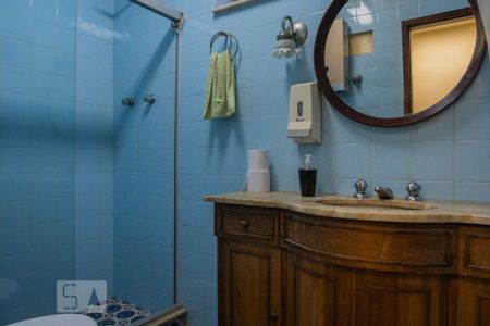 Apartamento para alugar com 145m², 4 quartos e sem vaga Apartamento para alugar com 145m², 4 quartos e sem vagaBanheiro 1