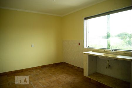 Sala e cozinha de apartamento para alugar com 1 quarto, 55m² em Vila Califórnia, São Paulo