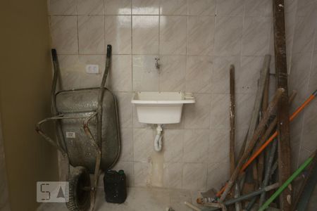 Casa para alugar com 75m², 2 quartos e 1 vagaÁrea de Serviço