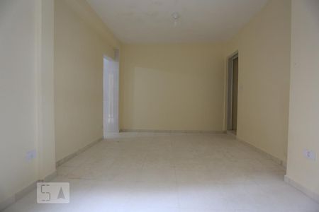 Sala de casa para alugar com 2 quartos, 75m² em Jardim Celeste, São Paulo