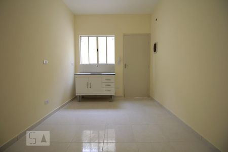 Cozinha de casa para alugar com 1 quarto, 55m² em Jardim Celeste, São Paulo