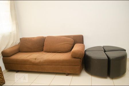 Sala de casa de condomínio para alugar com 1 quarto, 31m² em Samambaia Sul , Brasília