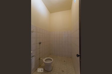 Banheiro de casa para alugar com 4 quartos, 100m² em Álvaro Camargos, Belo Horizonte