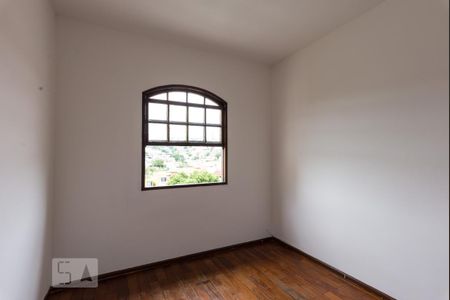 Casa para alugar com 100m², 4 quartos e 2 vagasQuarto 1