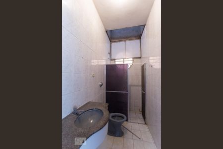 Casa para alugar com 100m², 4 quartos e 2 vagasBanheiro