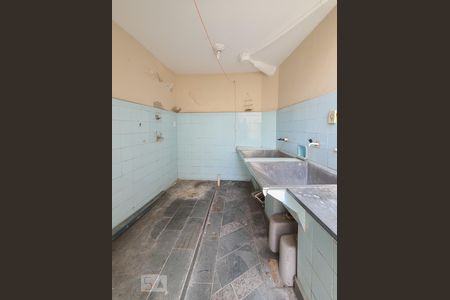 Casa para alugar com 250m², 3 quartos e 6 vagasÁrea de serviço 