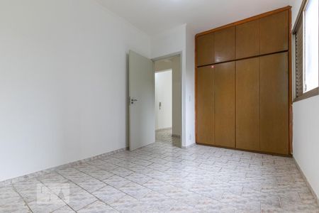 Quarto de apartamento para alugar com 1 quarto, 55m² em Vila Itapura, Campinas