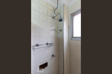 Banheiro de apartamento para alugar com 1 quarto, 55m² em Vila Itapura, Campinas