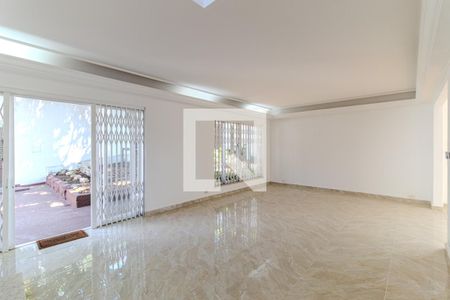 Sala  de casa para alugar com 4 quartos, 350m² em Pacaembu, São Paulo